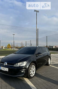 Універсал Volkswagen Golf 2013 в Мукачевому