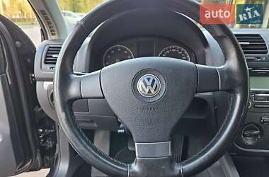 Універсал Volkswagen Golf 2009 в Полтаві