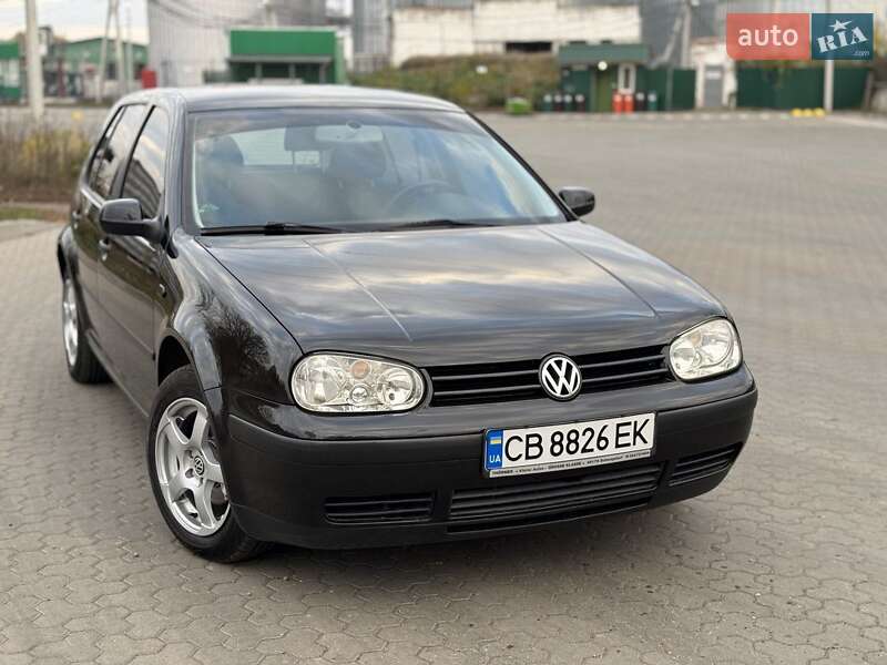 Хэтчбек Volkswagen Golf 2000 в Нежине