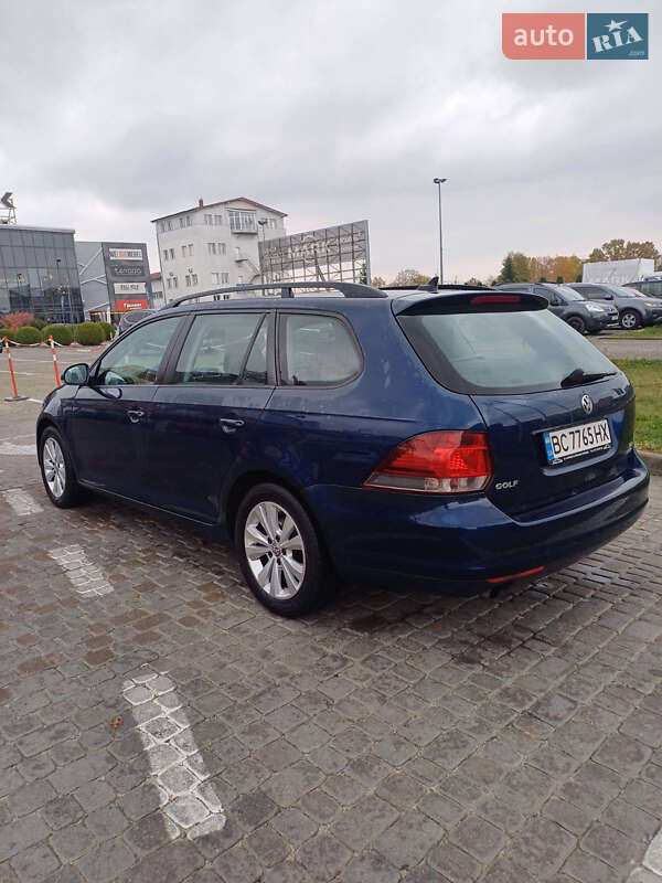 Універсал Volkswagen Golf 2011 в Львові