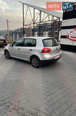 Хетчбек Volkswagen Golf 2005 в Вінниці