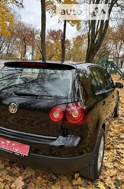 Хетчбек Volkswagen Golf 2009 в Шостці