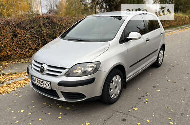 Хетчбек Volkswagen Golf 2005 в Білій Церкві