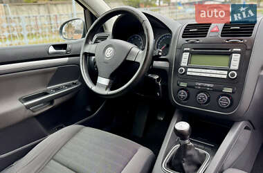 Хетчбек Volkswagen Golf 2007 в Лубнах