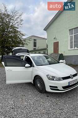 Универсал Volkswagen Golf 2014 в Виннице