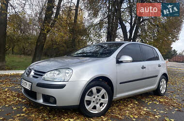 Хэтчбек Volkswagen Golf 2005 в Хмельнике