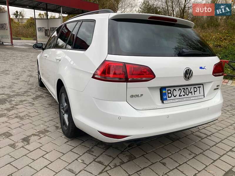 Универсал Volkswagen Golf 2014 в Львове