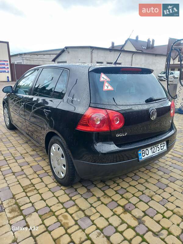 Хэтчбек Volkswagen Golf 2007 в Теребовле