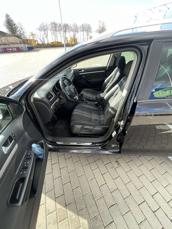 Универсал Volkswagen Golf 2012 в Тернополе