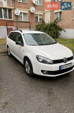 Универсал Volkswagen Golf 2013 в Староконстантинове