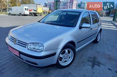 Хэтчбек Volkswagen Golf 2001 в Луцке