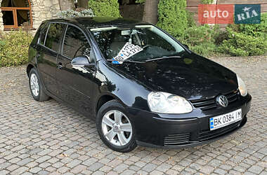 Хетчбек Volkswagen Golf 2007 в Рівному