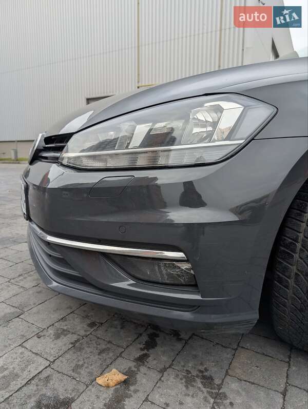 Універсал Volkswagen Golf 2017 в Львові