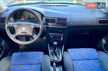 Хэтчбек Volkswagen Golf 1999 в Тульчине