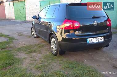 Хэтчбек Volkswagen Golf 2009 в Бродах