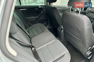 Универсал Volkswagen Golf 2010 в Полтаве