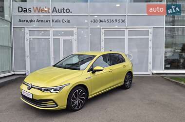 Хэтчбек Volkswagen Golf 2020 в Киеве