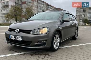 Универсал Volkswagen Golf 2016 в Сумах