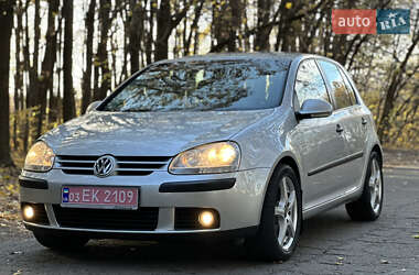 Хетчбек Volkswagen Golf 2005 в Полтаві