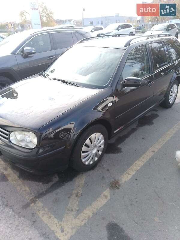 Універсал Volkswagen Golf 2004 в Кременчуці