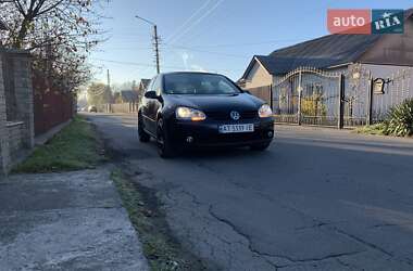 Хетчбек Volkswagen Golf 2005 в Надвірній