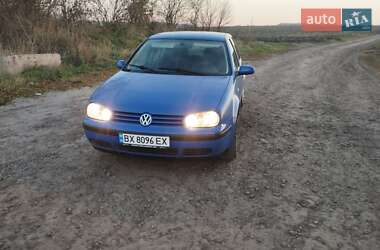 Хэтчбек Volkswagen Golf 1999 в Волочиске