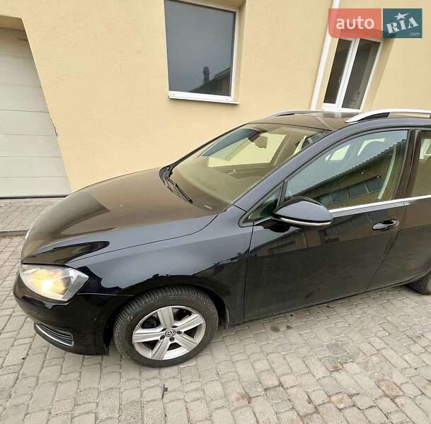 Универсал Volkswagen Golf 2015 в Дрогобыче