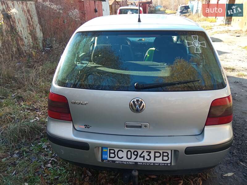 Хэтчбек Volkswagen Golf 2000 в Львове