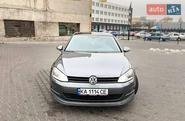 Хэтчбек Volkswagen Golf 2014 в Киеве