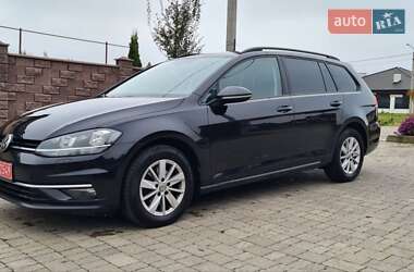 Универсал Volkswagen Golf 2019 в Ровно