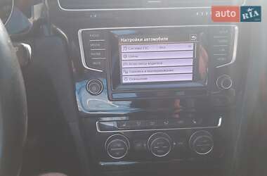 Универсал Volkswagen Golf 2014 в 