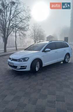 Универсал Volkswagen Golf 2014 в 