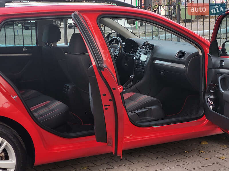 Универсал Volkswagen Golf 2013 в Хмельницком