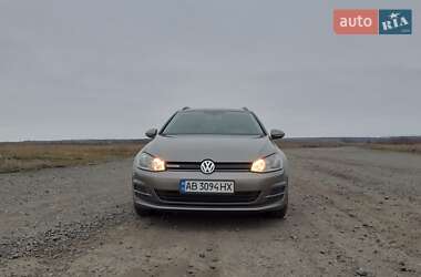 Універсал Volkswagen Golf 2015 в Вінниці