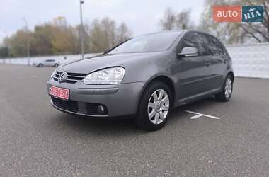 Хэтчбек Volkswagen Golf 2007 в Киеве