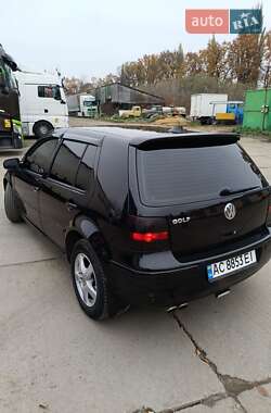 Хэтчбек Volkswagen Golf 1999 в Луцке