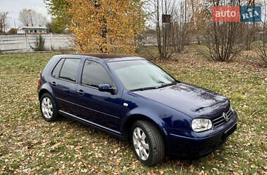 Хэтчбек Volkswagen Golf 2003 в Золотоноше