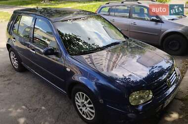 Хетчбек Volkswagen Golf 1999 в Києві