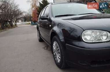 Універсал Volkswagen Golf 2001 в Хмельницькому