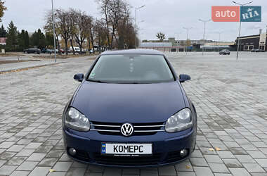 Хэтчбек Volkswagen Golf 2009 в Черкассах