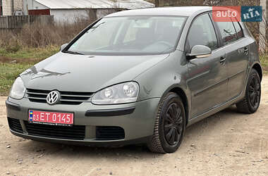 Хетчбек Volkswagen Golf 2003 в Тернополі