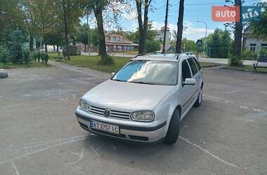 Універсал Volkswagen Golf 2001 в Калуші