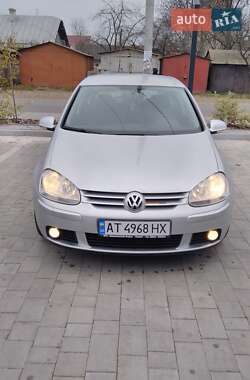 Хетчбек Volkswagen Golf 2006 в Коломиї