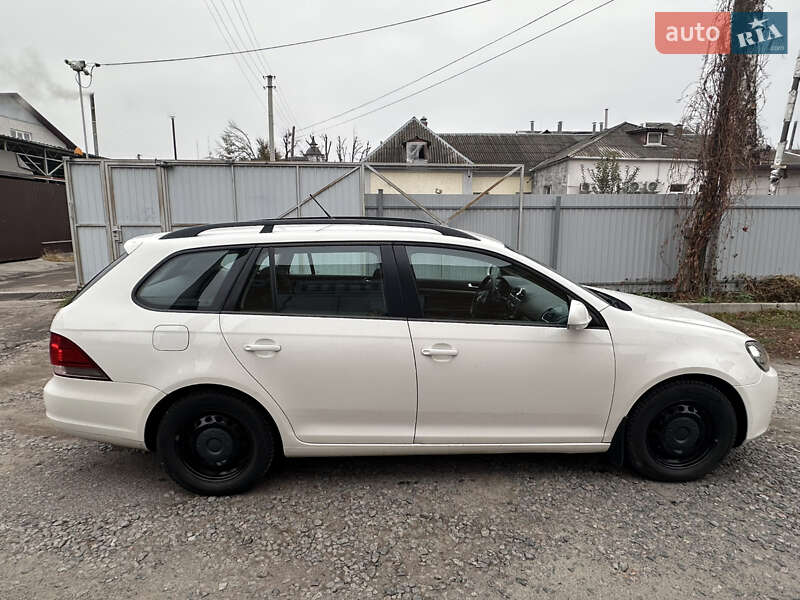 Універсал Volkswagen Golf 2012 в Білій Церкві