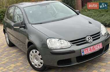 Хетчбек Volkswagen Golf 2006 в Дніпрі