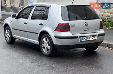 Хетчбек Volkswagen Golf 2001 в Одесі