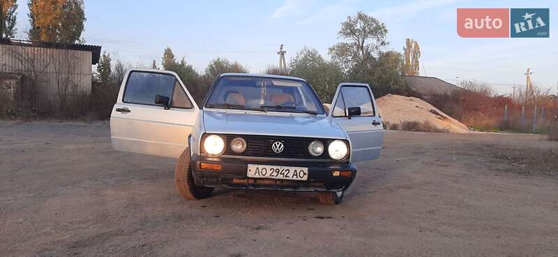 Хетчбек Volkswagen Golf 1987 в Ужгороді