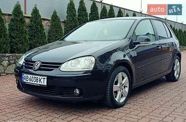 Хетчбек Volkswagen Golf 2008 в Вінниці