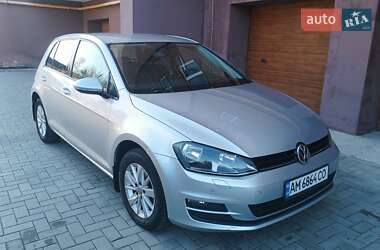 Хэтчбек Volkswagen Golf 2013 в Житомире