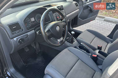 Хэтчбек Volkswagen Golf 2007 в Киеве